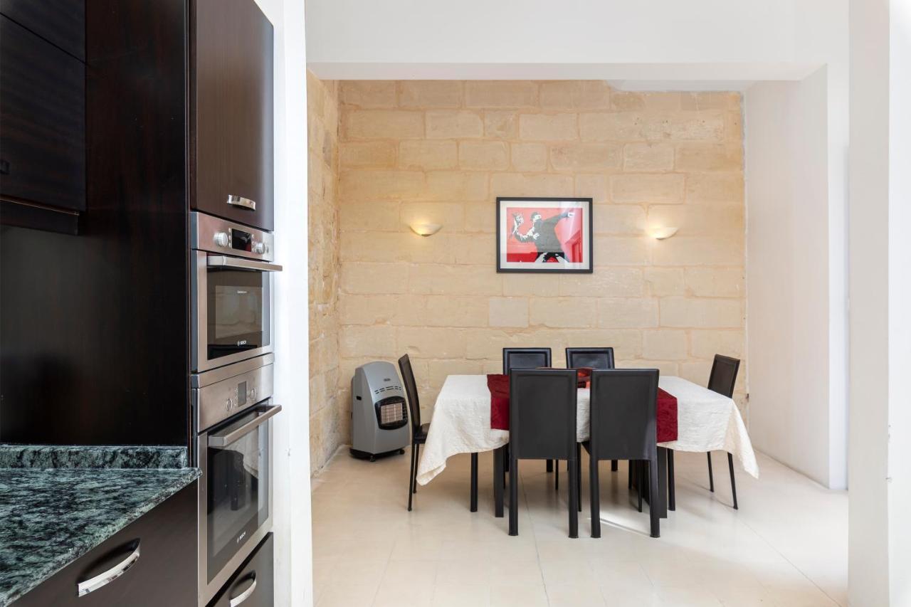 Traditional & Modern Maltese Townhouse - Rooftop Terrace And Sea Views, Close To Birgu Waterfront Cospicua المظهر الخارجي الصورة