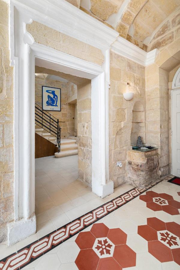 Traditional & Modern Maltese Townhouse - Rooftop Terrace And Sea Views, Close To Birgu Waterfront Cospicua المظهر الخارجي الصورة