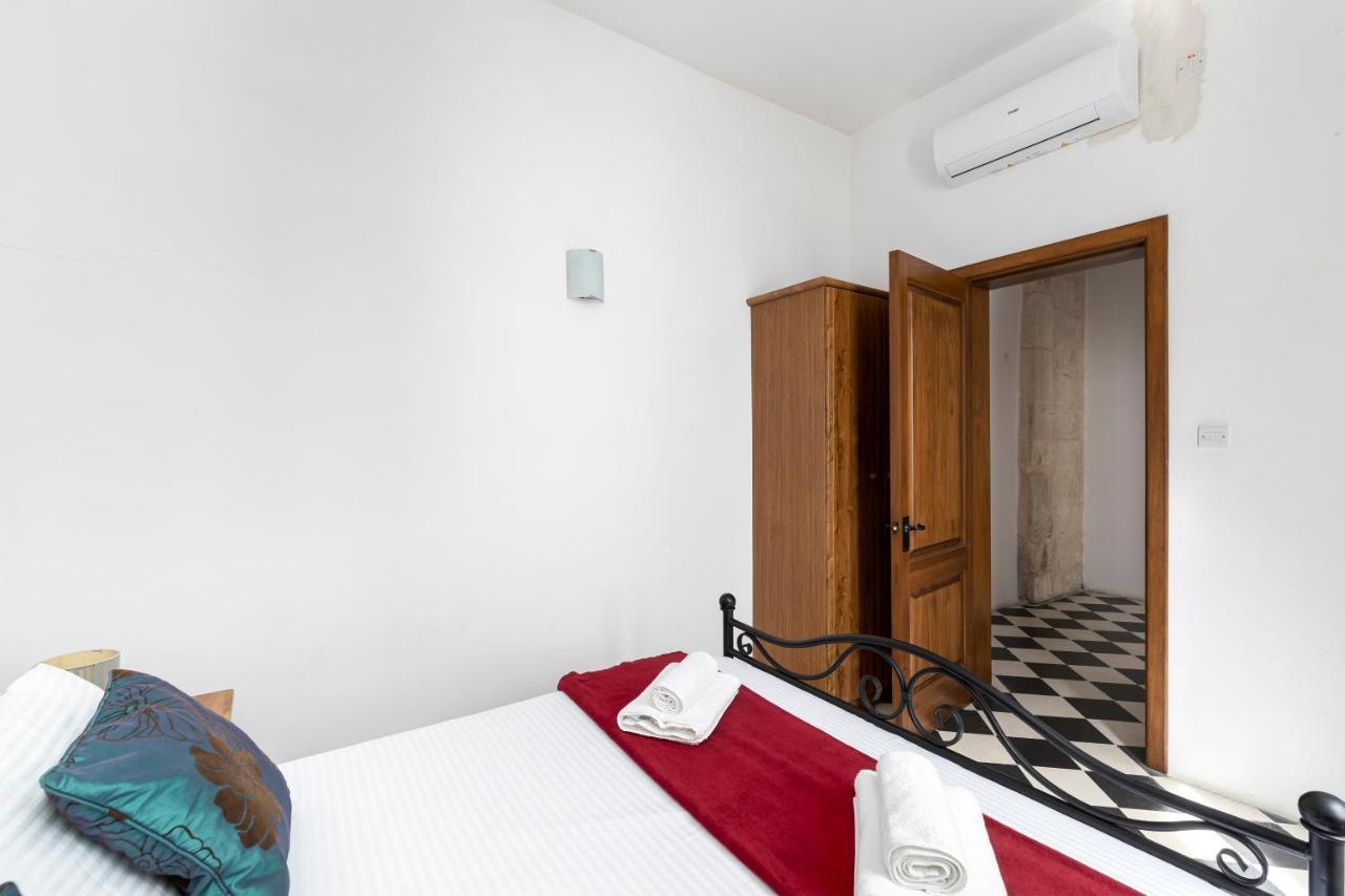 Traditional & Modern Maltese Townhouse - Rooftop Terrace And Sea Views, Close To Birgu Waterfront Cospicua المظهر الخارجي الصورة