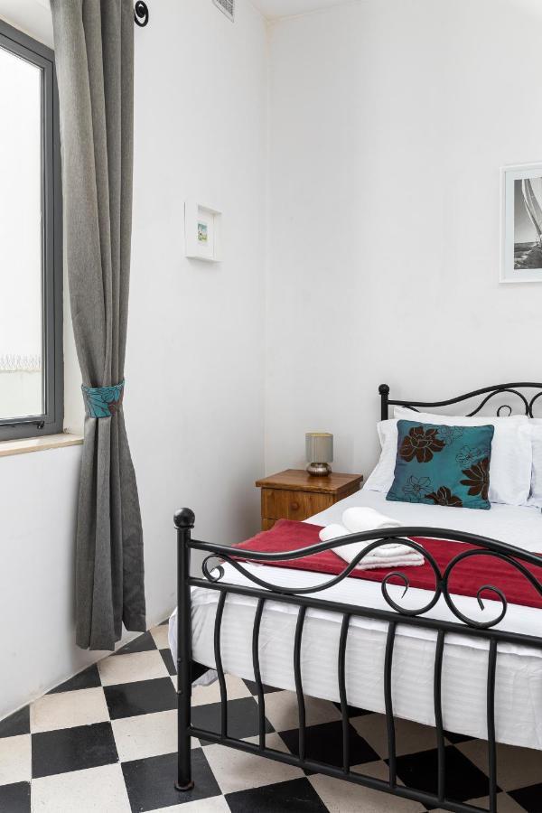 Traditional & Modern Maltese Townhouse - Rooftop Terrace And Sea Views, Close To Birgu Waterfront Cospicua المظهر الخارجي الصورة