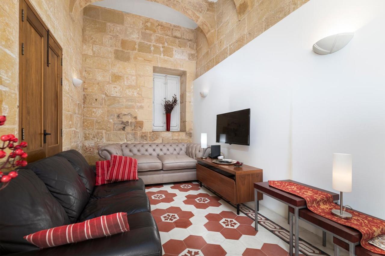 Traditional & Modern Maltese Townhouse - Rooftop Terrace And Sea Views, Close To Birgu Waterfront Cospicua المظهر الخارجي الصورة